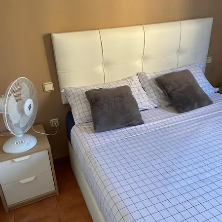 Con Cama Matrimonial En Homestay *