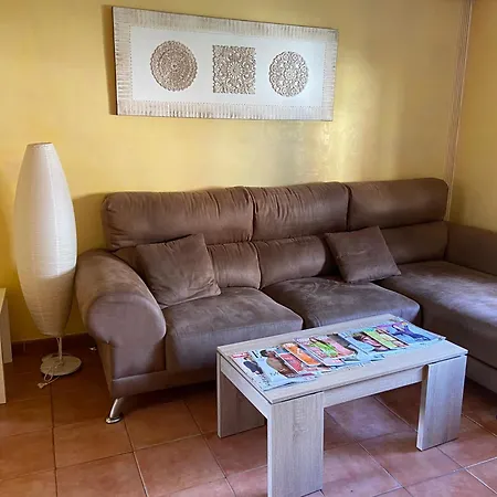 Con Cama Matrimonial En Malaga